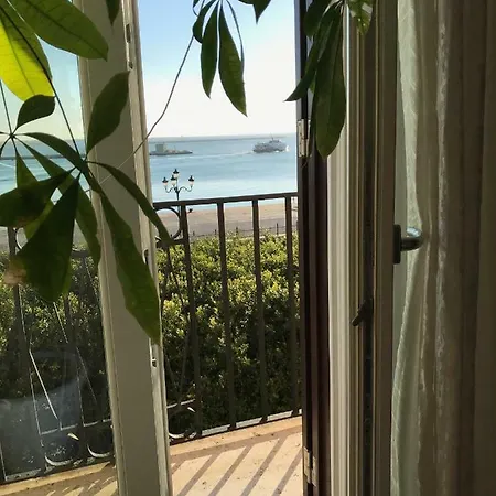 Vista Mare Regina Elena Al Porto Apartment Trapani