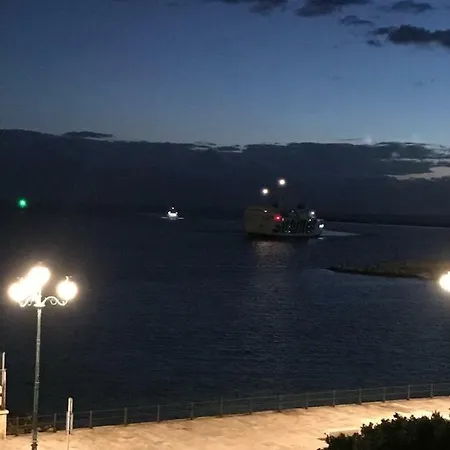Apartment Vista Mare Regina Elena Al Porto
