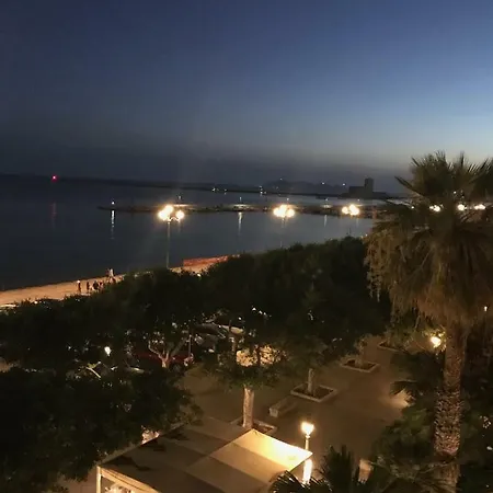 Vista Mare Regina Elena Al Porto Apartment *
